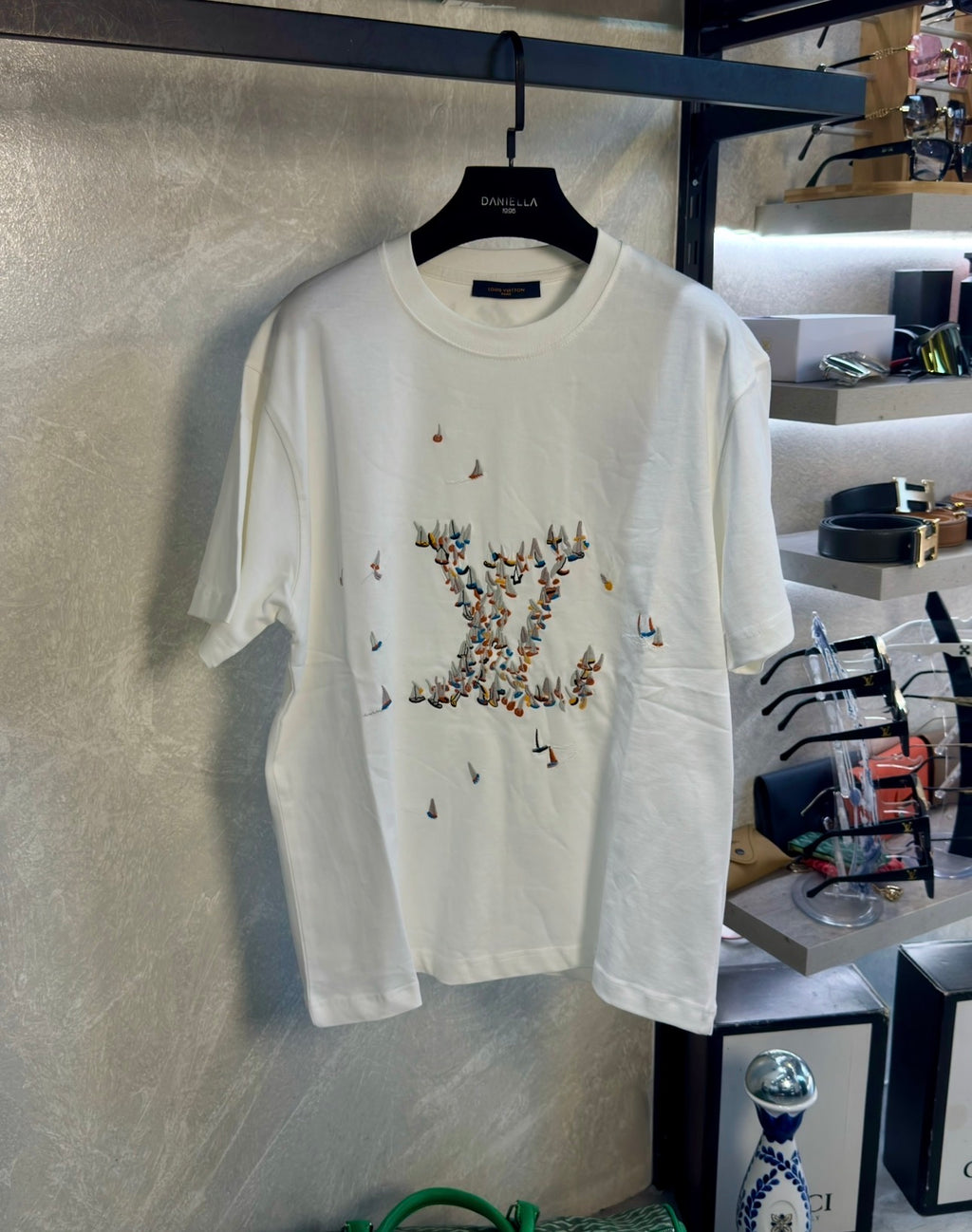 TSHIRT LV - 1143